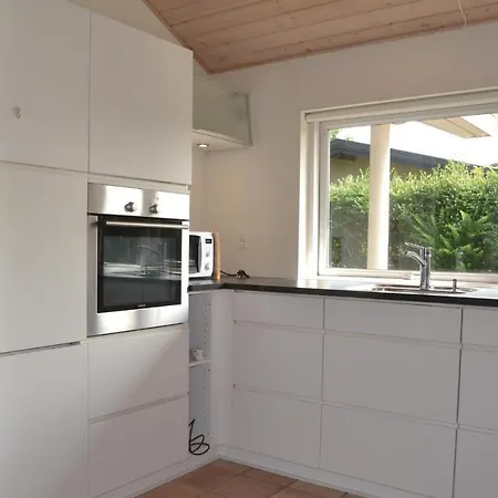 Two-bedroom Holiday In V Casa de Férias *